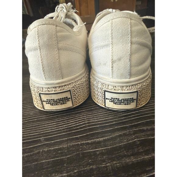 Marc Jacobs “The Sneaker” Distressed White Canvas Shoe Sz. 41 - Picture 6 of 9